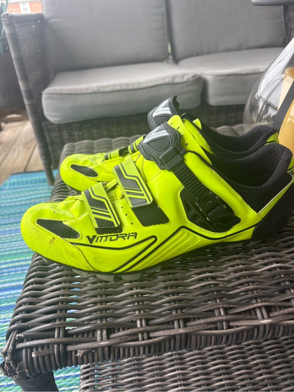 Vittoria High-Visibility Cycling Shoes - Neon Yellow